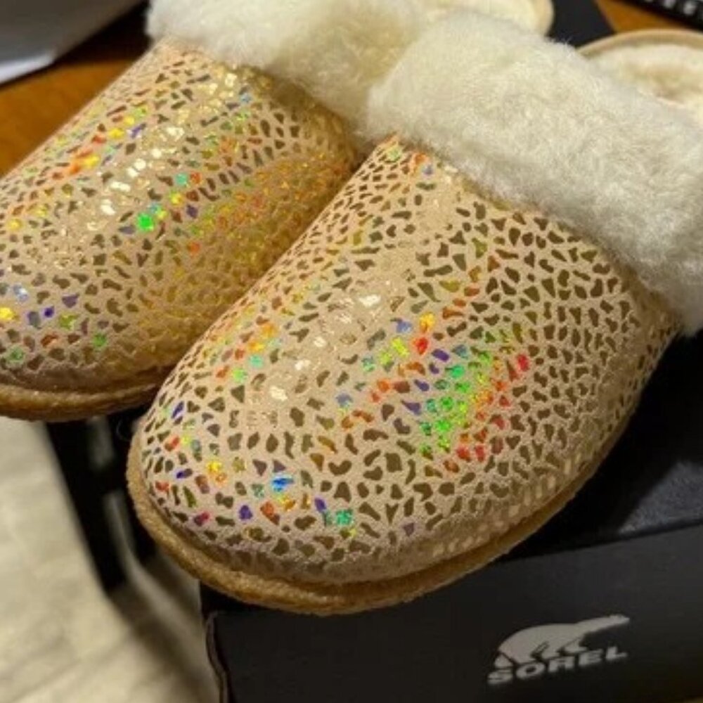 NEW Sorel Youth Nakiska Slide II Slipper Youth Size 4 New In Box